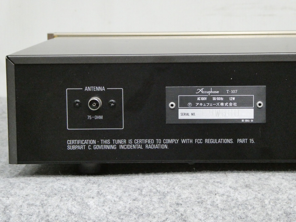 Accuphase T-107 ウッドキャビネットA-11 ラジオチューナー Accuphase T-107の仕様 アキュフェーズ
