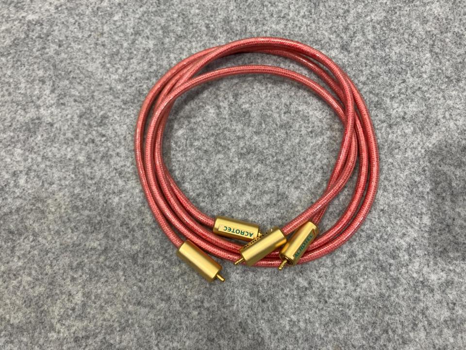 ACROTEC 6N-A2110 RCAケーブル ACROTEC 6N-A2110 RCAケーブル 1.5mペア 送料込み Aランク