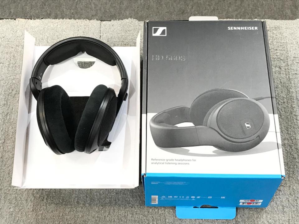 SENNHEISER 有線ヘッドホン HD560S 中古品 SENNHEISER HD560S 有線 オープン型 ヘッドホン 音響機器