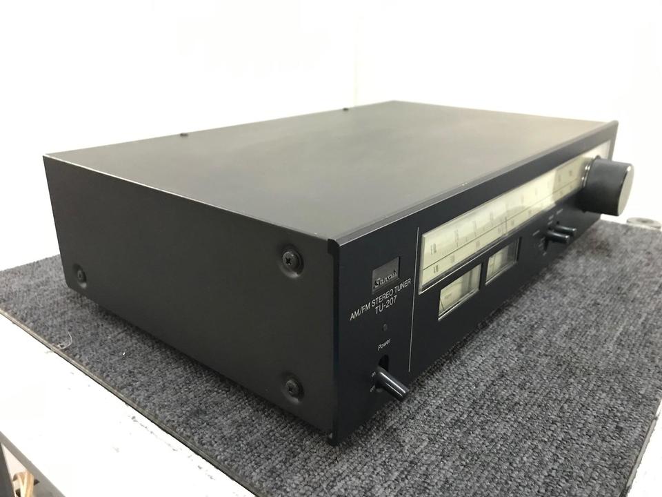 貴重モデル】サンスイ,TU-207,FM/AMチューナーです。定価29800円