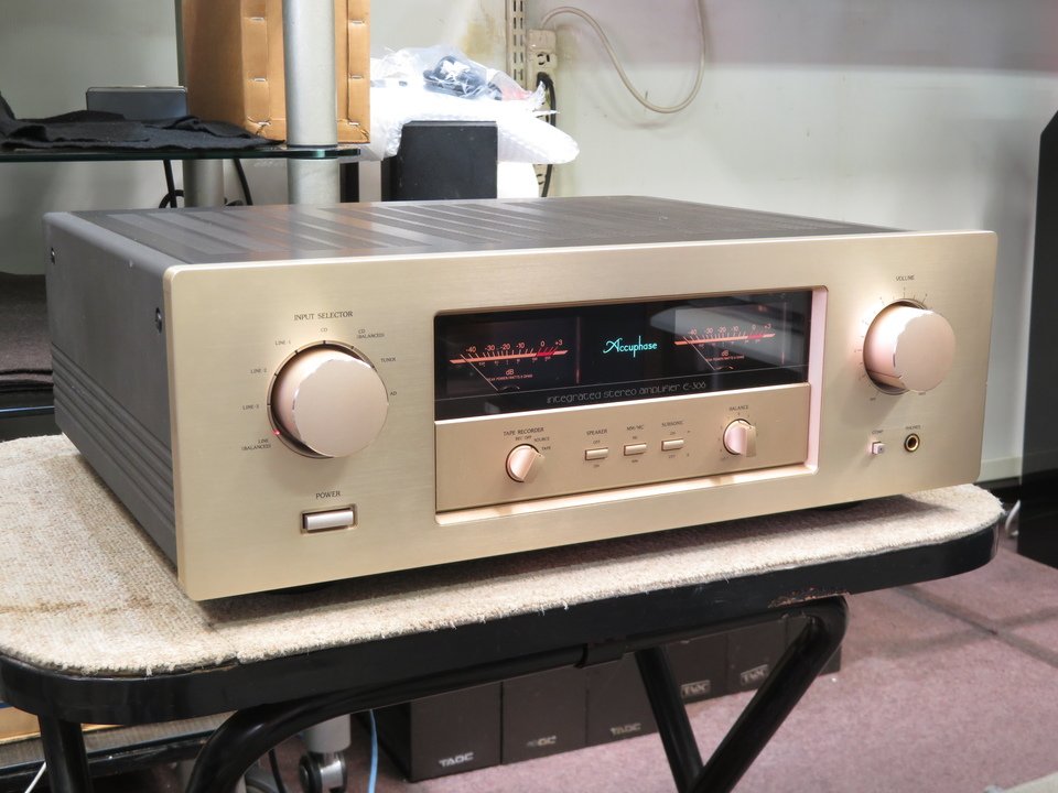 E-306 Accuphase - HiFi-Do McIntosh/JBL/audio-technica/Jeff Rowland