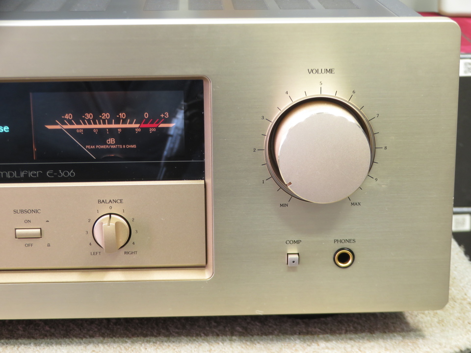 E-306 Accuphase - 中古オーディオ 高価買取・販売 ハイファイ堂