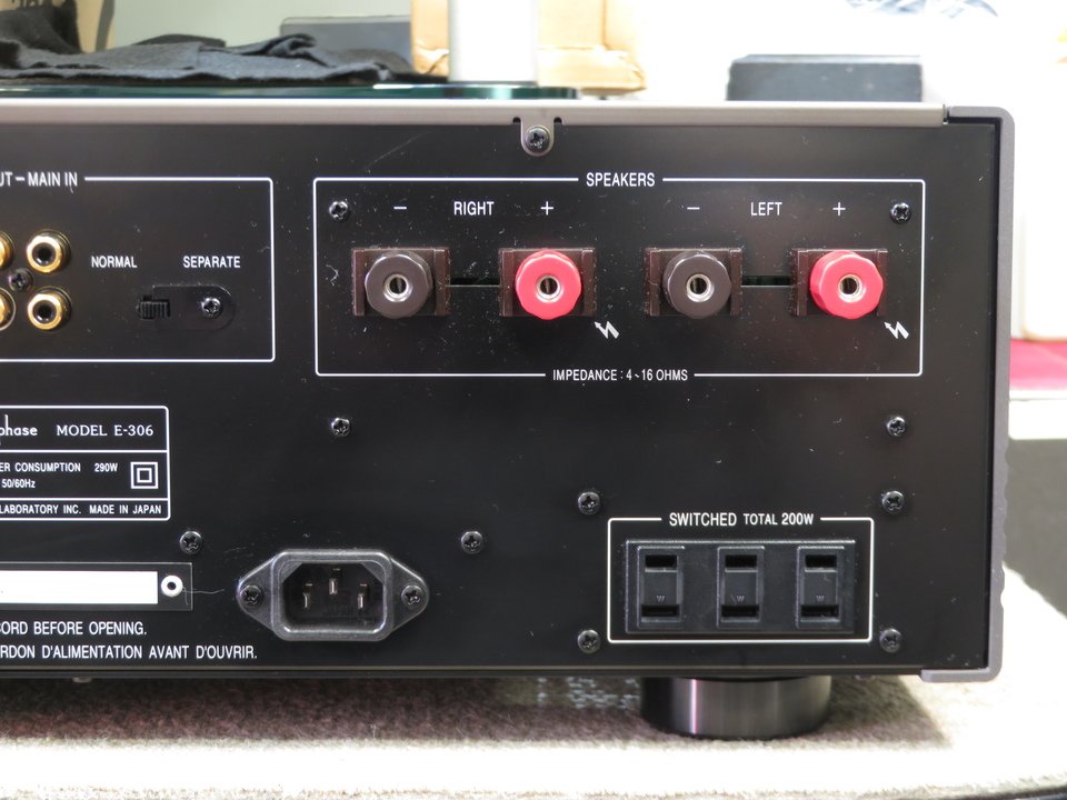Accuphase アキュフェーズ E-306 プリメインアンプ Accuphase E-306