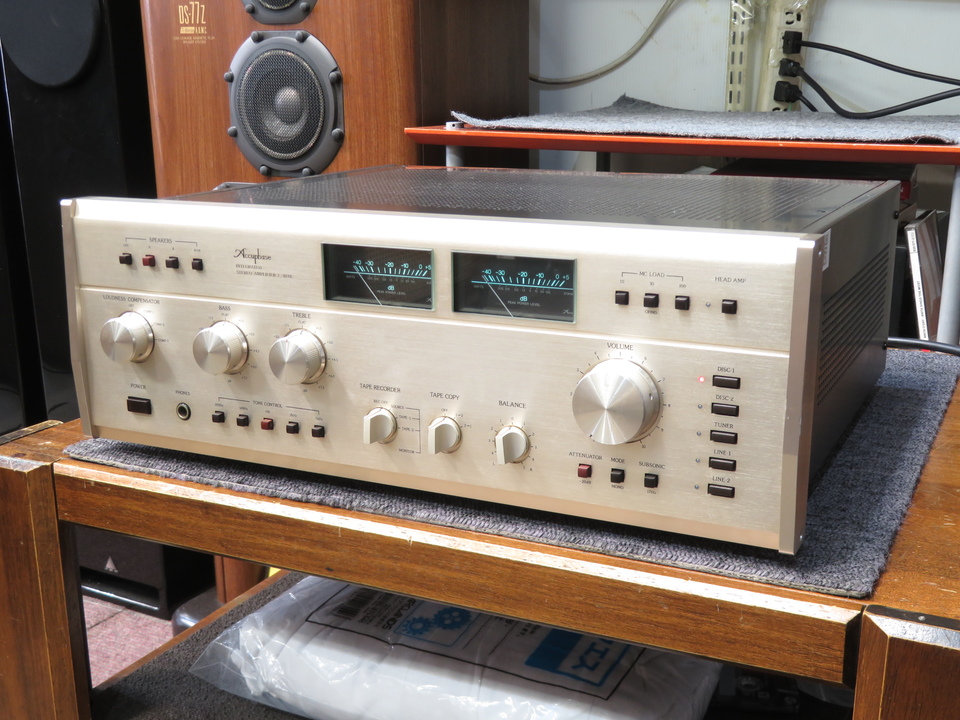 E-303X Accuphase - HiFi-Do McIntosh/JBL/audio-technica/Jeff
