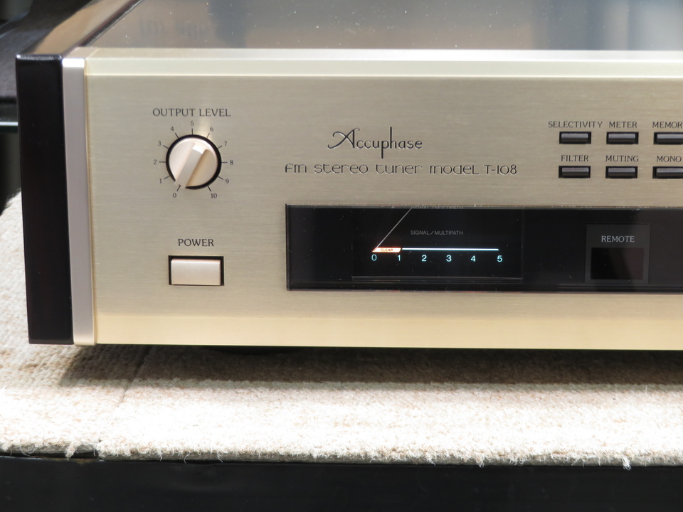 T-108 Accuphase - HiFi-Do McIntosh/JBL/audio-technica/Jeff Rowland