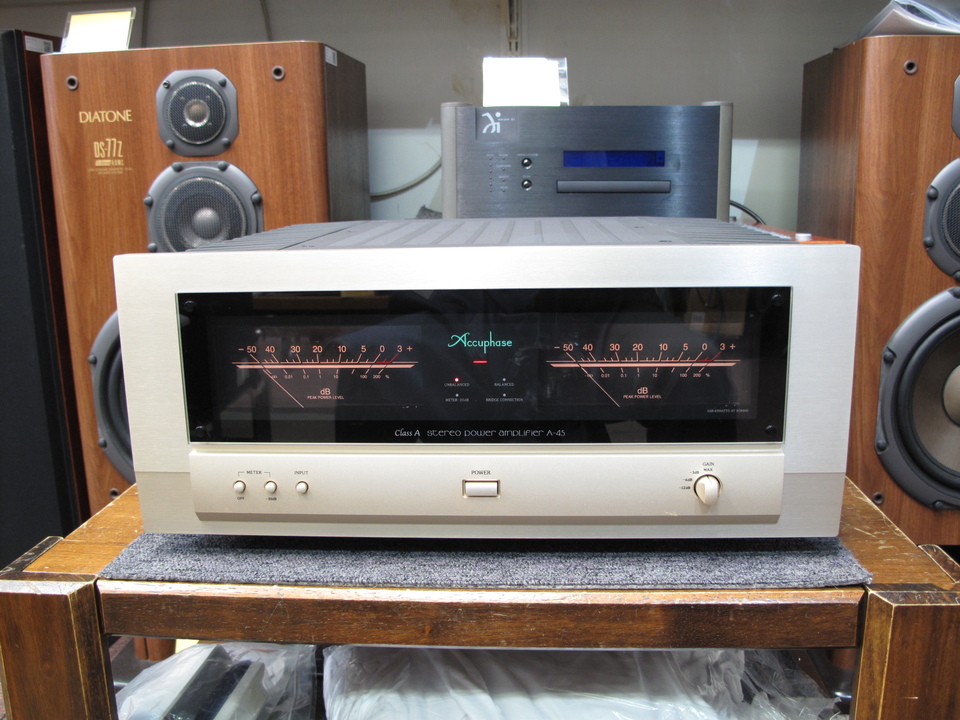 A-45 Accuphase - HiFi-Do McIntosh/JBL/audio-technica/Jeff Rowland