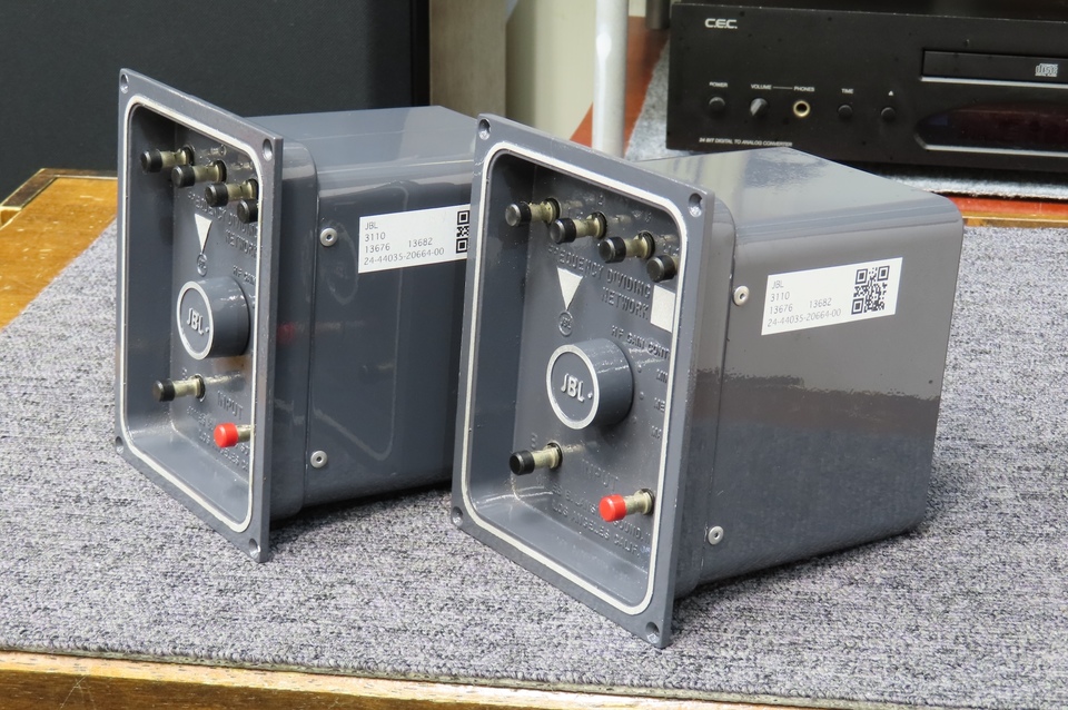 JBLネットワーク3110A 動作品 JBL 3110 ネットワーク 2個 [24223