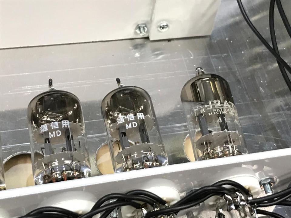 ◆決算セール!! KTA 管球式コントロールアンプ m0a7840 f.jpg