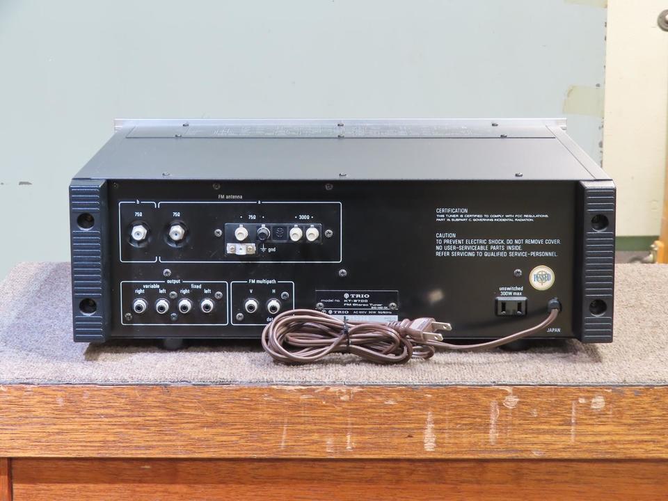 D）TRIO KT-9700 FMステレオチューナー ラジオチューナー