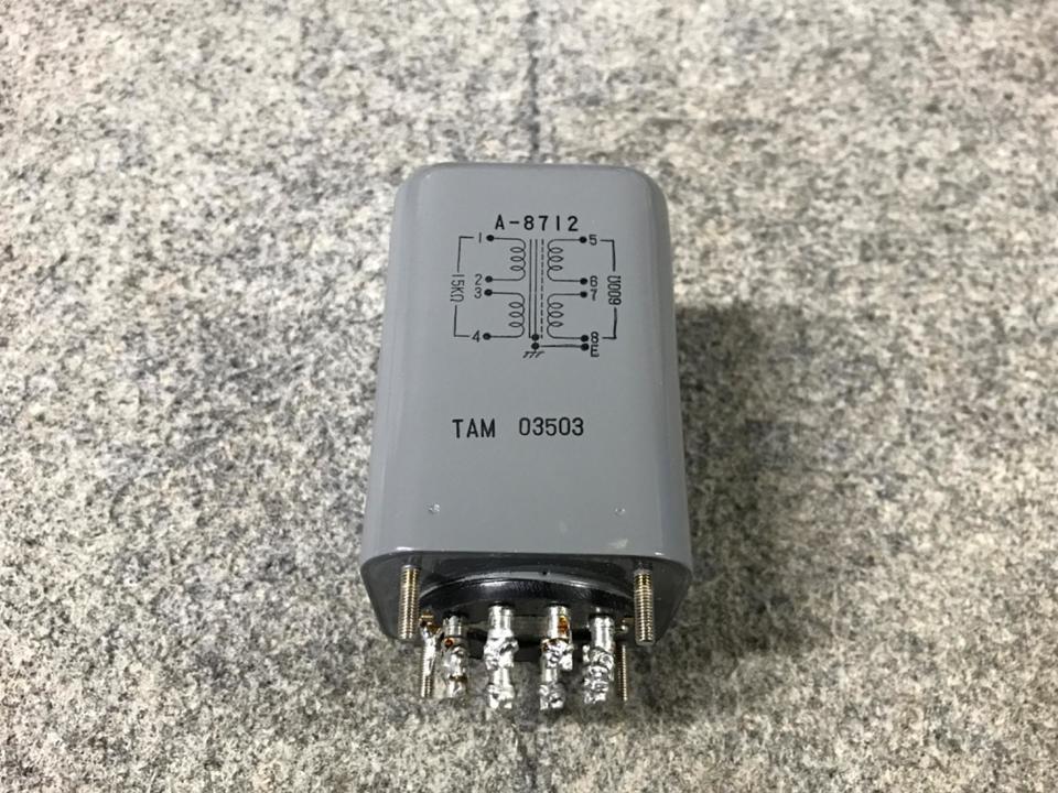 タムラ製作所のAシリーズのラインアウトのトランス、A-8712を2 タムラ製作所のAシリーズのラインアウトのトランス、A-8712を2