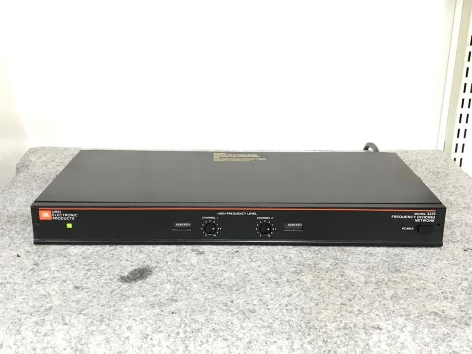 JBL UREI 5235 チャンネルデバイダー 通電動作確認済み　オーディオ JBL 5235 チャンネルディバイダー