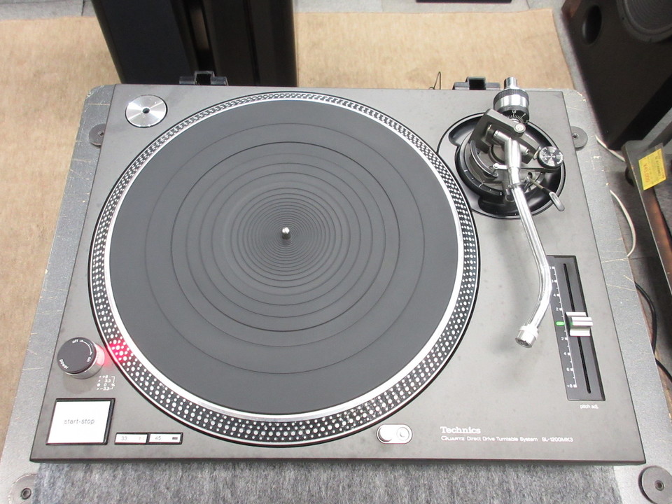 送料着払いTechnicsSL-1200MK3×2台 ジャンク 引取りは割引 手渡し限定TechnicsSL-1200MK3×2台 ジャンク 引取りは割引 手渡し限定