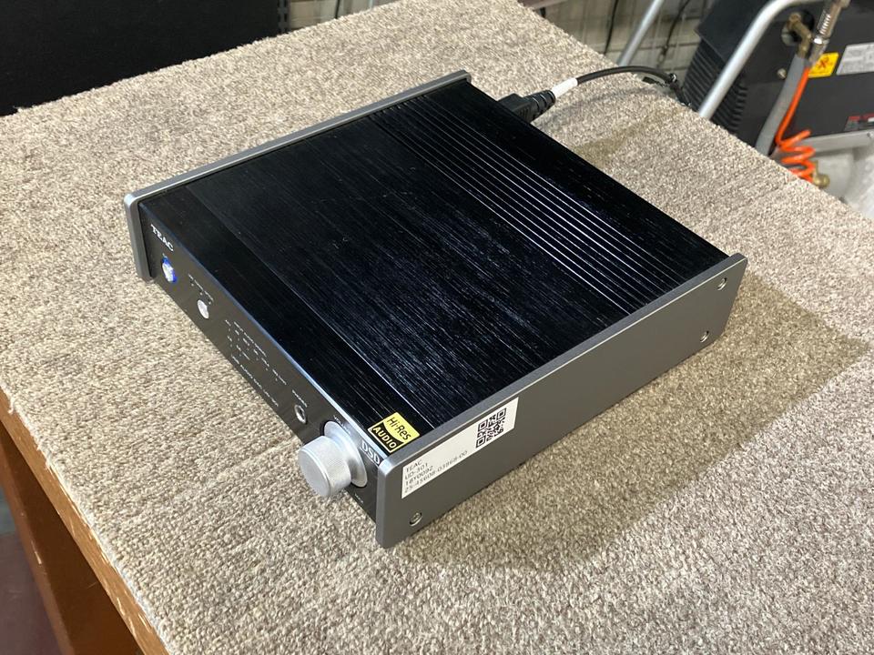 【美品】TEAC UD-301 Teac UD-301-S Dual Monaural Digital to Analog Audio UD-301-S B&H