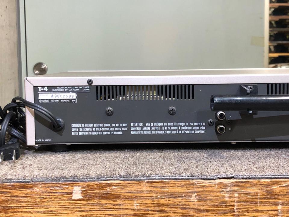 LUXMAN(ラックスマン) T-4 FM AMチューナー　ジャンク LUXMAN(ラックスマン) T-4 FM AMチューナー ジャンク