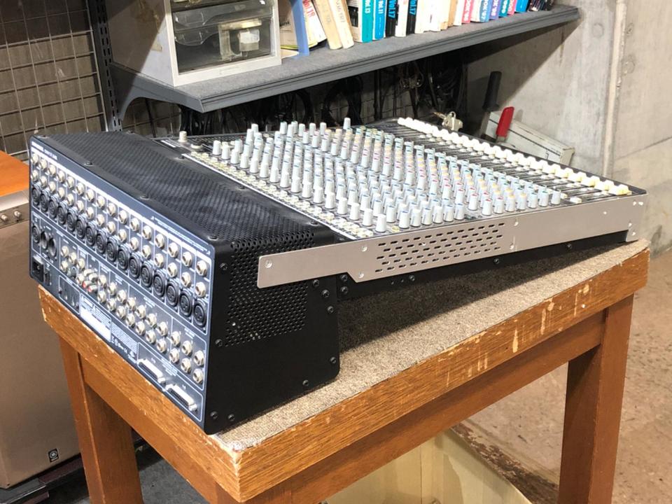 ONYX 1640i MACKIE - 中古オーディオ 高価買取・販売 ハイファイ堂