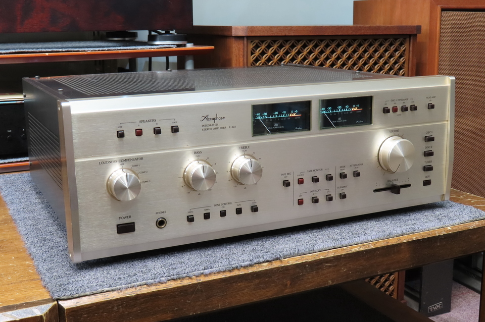 E-303 Accuphase - 中古オーディオ 高価買取・販売 ハイファイ堂