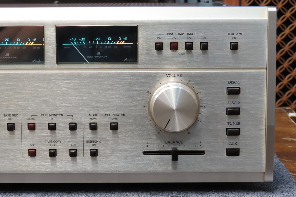 E-303 Accuphase - 中古オーディオ 高価買取・販売 ハイファイ堂
