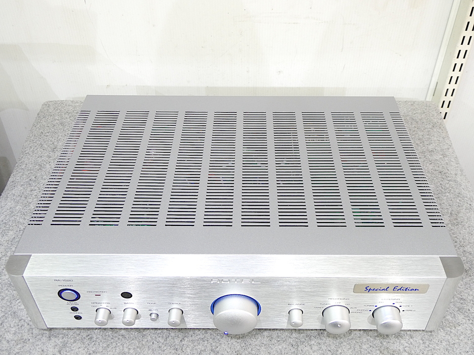ROTEL RA-1520 Special Edition アンプ Rotel RA-1520 Integrated Amplifier Reviewed - HomeTheaterReview