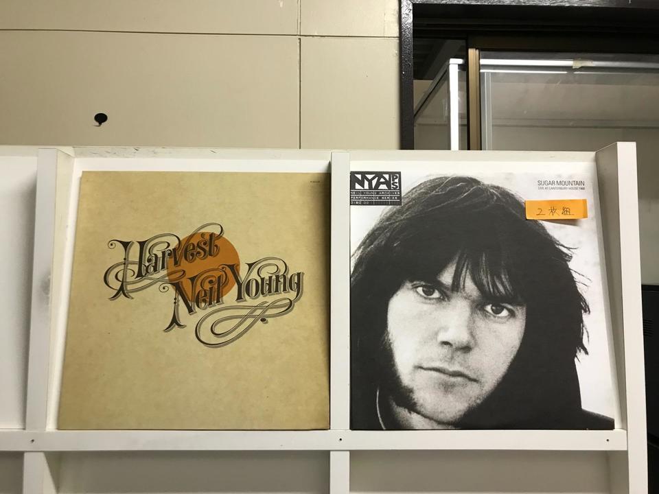 1/8(水)町田店のニール・ヤング中古レコードがやたら充実してる