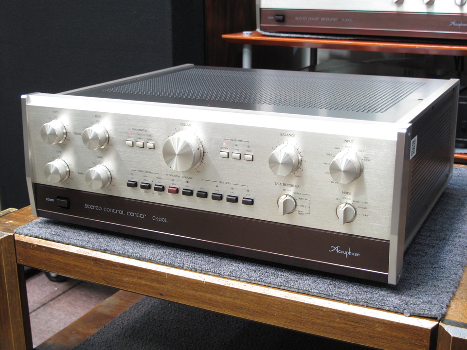 会員様限定 お買い得商品 C-200L Accuphase ハイファイ堂 高価買取・販売 中古オーディオ - アンプ