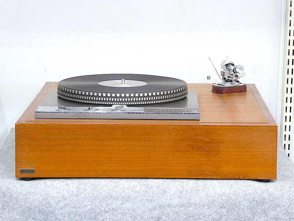 【Garrard & Co 】 ビクトリアンレリーフのサーバーセット 2本組 Garrard & Co 】 ビクトリアンレリーフのサーバーセット 2本組