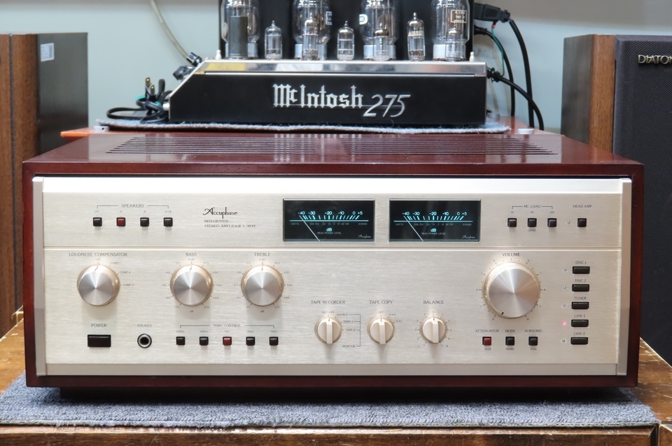 E-303X Accuphase - 中古オーディオ 高価買取・販売 ハイファイ堂