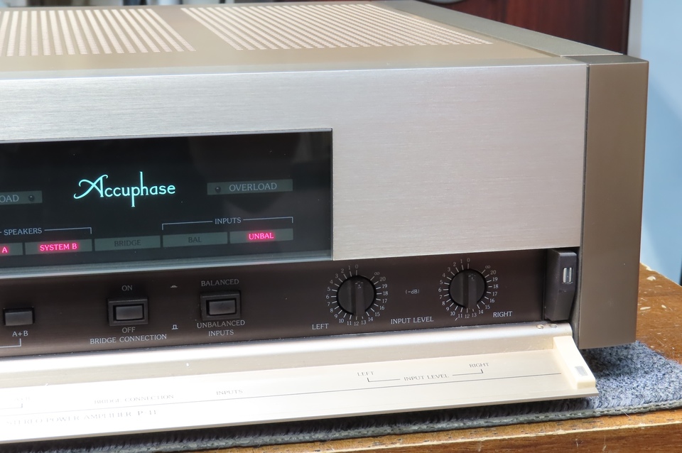 【1200Hzボード付】Accuphase F-5マルチチャンネルディバイダー Accuphase F-5 チャンネルデバイダー / 札幌の中古オーディオ