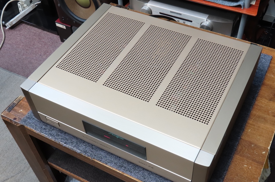 P-11 Accuphase - 中古オーディオ 高価買取・販売 ハイファイ堂