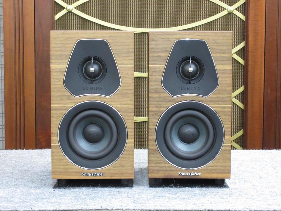 Sonus faber Lumina 1 ブックシェルフスピーカー sns-lumina1-wl-main.jpg
