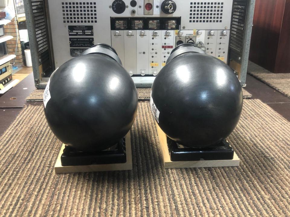 知る人ぞ知る【コーン還流式スピーカー　並列二連式】　ほぼ新品 コーン還流式スピーカー 音工房Z - 中古オーディオ 高価買取・販売