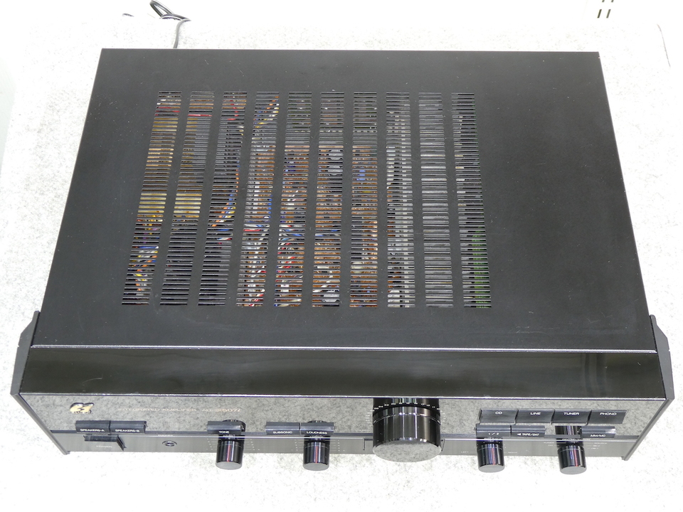 【動作品】SANSUI ・AU-α507i／インテグレーテッドDCアンプ Amazon | Sansui 山水 AU-α507i プリメインアンプ 低
