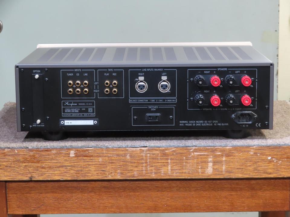 E-211 Accuphase - 中古オーディオ 高価買取・販売 ハイファイ堂