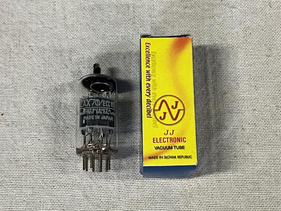 松下-Matsushita 12AX7 4本セット-中古 松下-Matsushita 12AX7 4本セット-中古