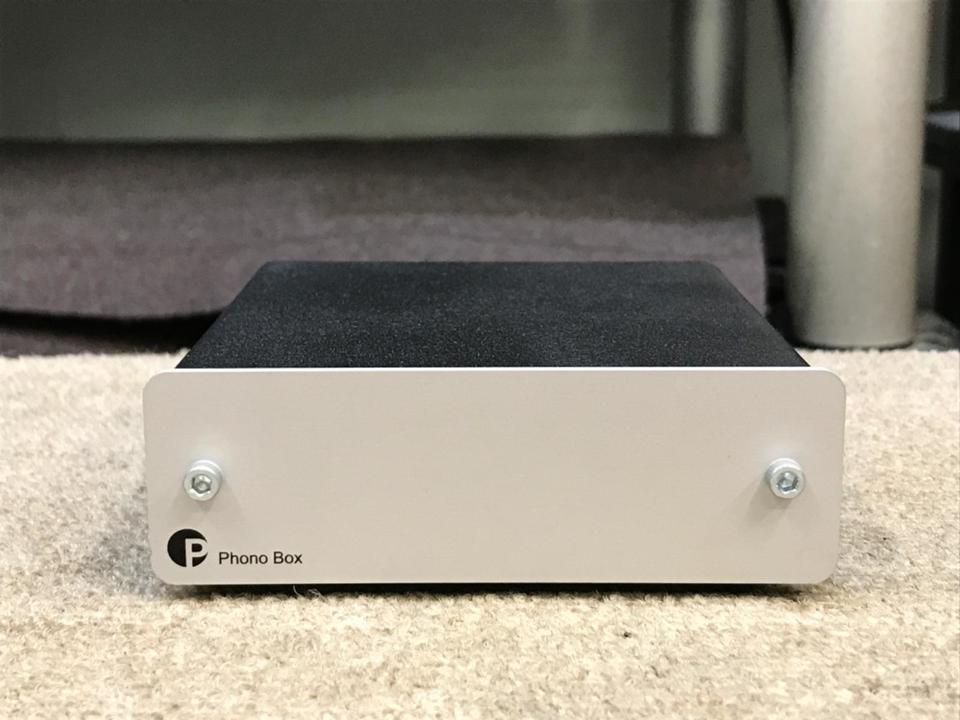 Pro-Ject「PhonoBox」フォノイコ 通電確認済 Pro-Ject、コンパクト&ハイエンド音質のフォノイコ「PHONO BOX