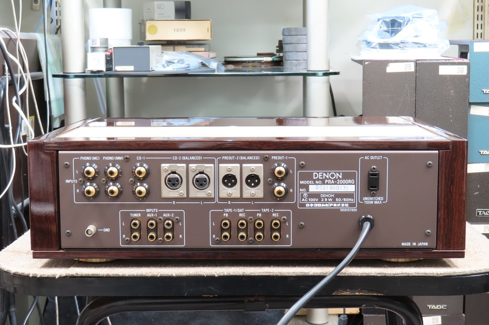 値下げしました！希少！DENON 高級プリアンプPRA2000RG Denon PRA-2000RG - Reference Gold Limited Edition Preamp with Phono -