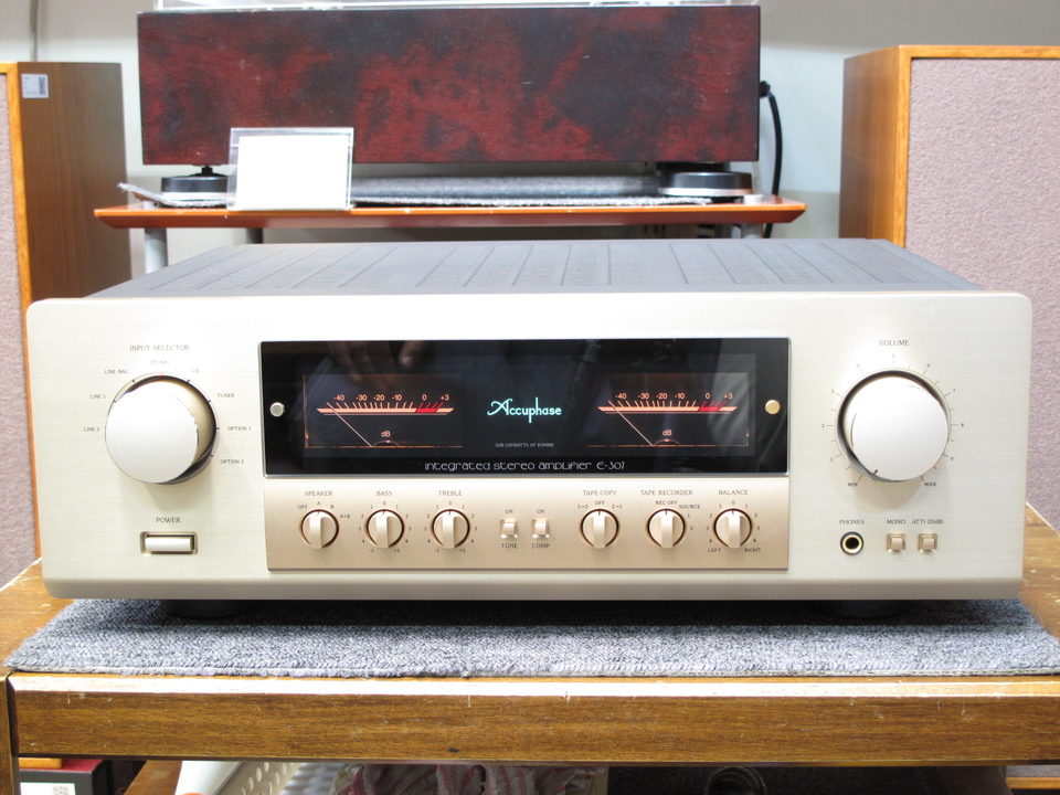 Accuphase E-307 本体　オプション　DAC-50 付 E-307 Accuphase - 中古オーディオ 高価買取・販売 ハイファイ堂