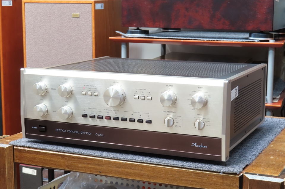 Accuphase LC-10L 1M 【中古・現状品】 Accuphase LC-10L 1M 【中古・現状品】 Accuphase LC-10L 1M