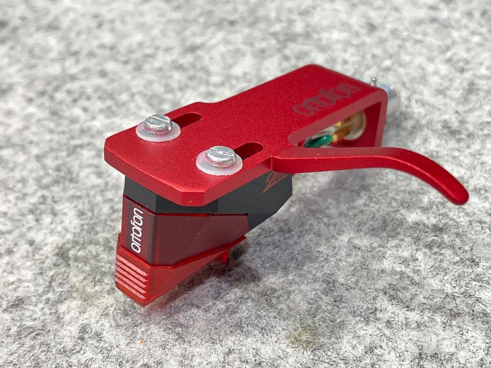 その他 ortofon 2M RED SH4R Ortofon: 2M Red Cartridge Mounted on SH-4 Headshell (Red
