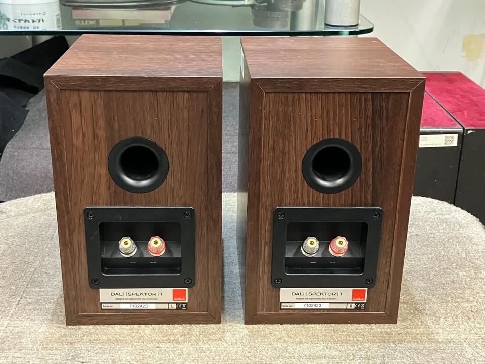 【中古】 DALI SPEKTOR1 2個セット DALI : SPEKTOR1 - 中古 | オーディオユニオン