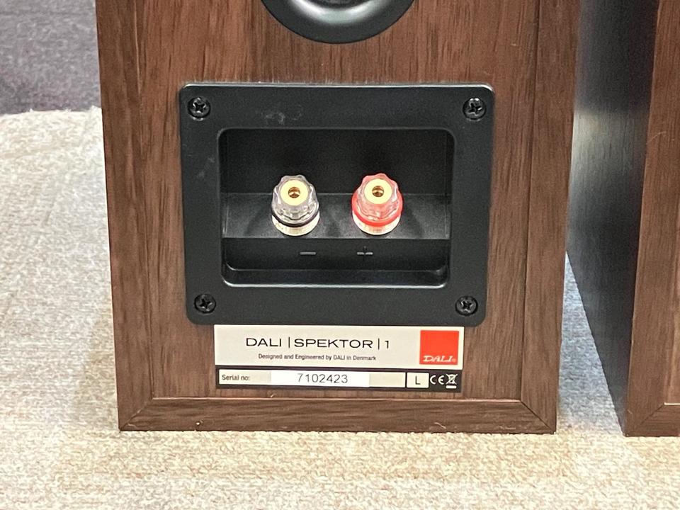 【中古】 DALI SPEKTOR1 2個セット DALI : SPEKTOR1 - 中古 | オーディオユニオン