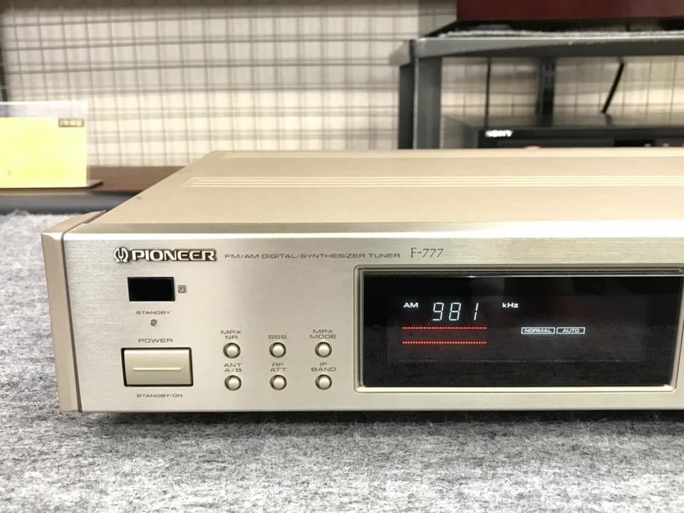 【希少☆付属品多数】PIONEER　パイオニア　FM　AMチューナー　F-777 希少☆付属品多数】PIONEER パイオニア FM AMチューナー F-777