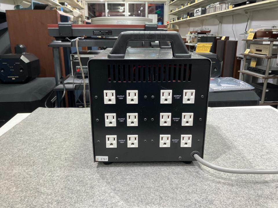 値下げ STAR ELECTRIC スター電機 STH-320A ダウントランス Amazon.co.jp: プロケーブル ダウントランス 3000W コンセント16