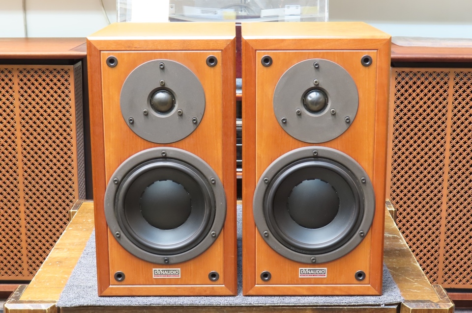 ディナウディオ（DYNAUDIO） CONTOUR 1.3 SE ペア