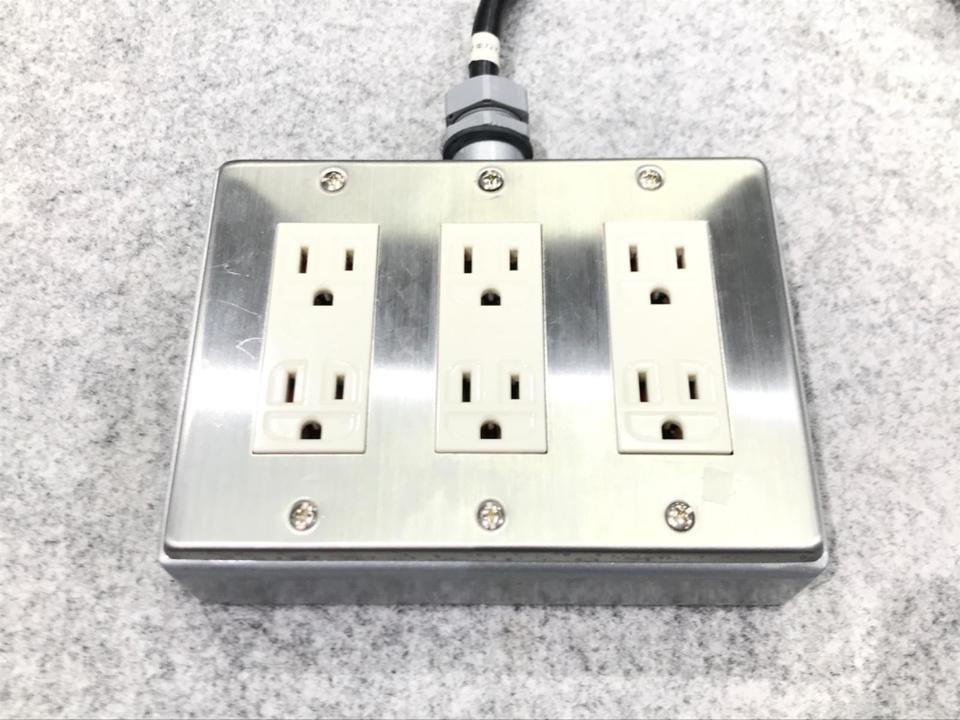 中古 プロケーブル　重鉄タップ　6口　1m 中古 プロケーブル 重鉄タップ 6口 1m