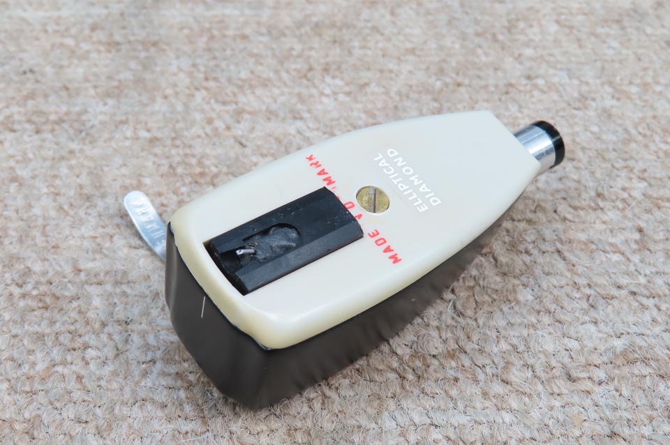 DJ機材 ortofon SPU classic GE DJ機材 ortofon SPU classic GE SPU_Classic_GE_LeftTiltSide_1-