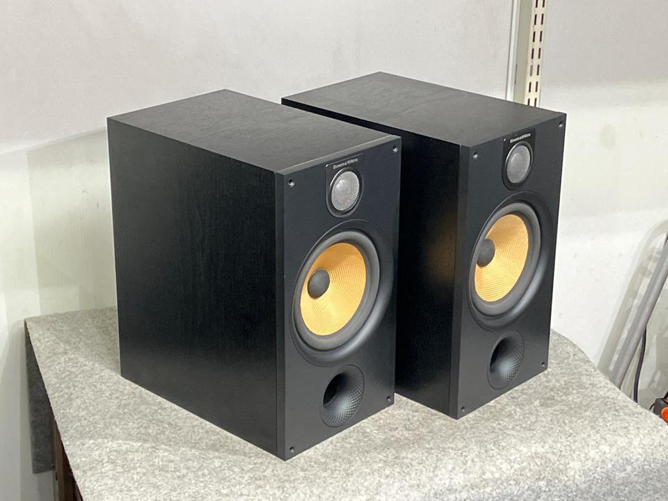 B&W スピーカー 685S2 0909104542_64fbce4642b23.JPG