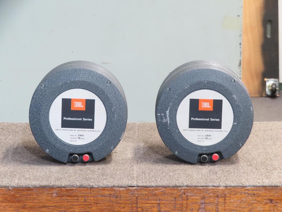 JBL中音用ドライバー2441中古ジャンク品の出品です。 JBL中音用ドライバー2441中古ジャンク品の出品です。 JBL中音用