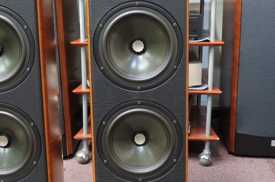 1つです！Sonus FaberGrand Piano Domus Sonus faber grand piano domus 3WAYスピーカー / 札幌の中古