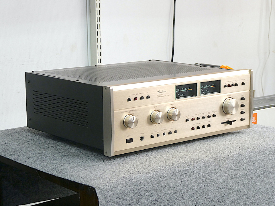 E-303 Accuphase - 中古オーディオ 高価買取・販売 ハイファイ堂