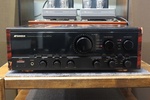 AU-α907DR
